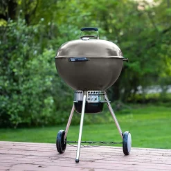 Barbecue a carbonella 57 cm Master Touch Weber grigio