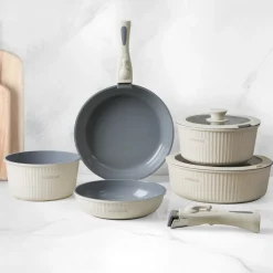 Batteria pentola 9 pezzi crema Eaziclip con manici staccabili