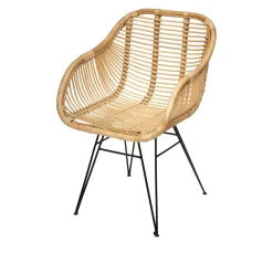 Poltrona in rattan con braccioli Koeta