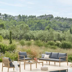 Salotto da giardino divano, 2 poltrone con tavolino Lacovia in legno