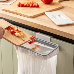 Supporto per sacchetti spazzatura con coperchio